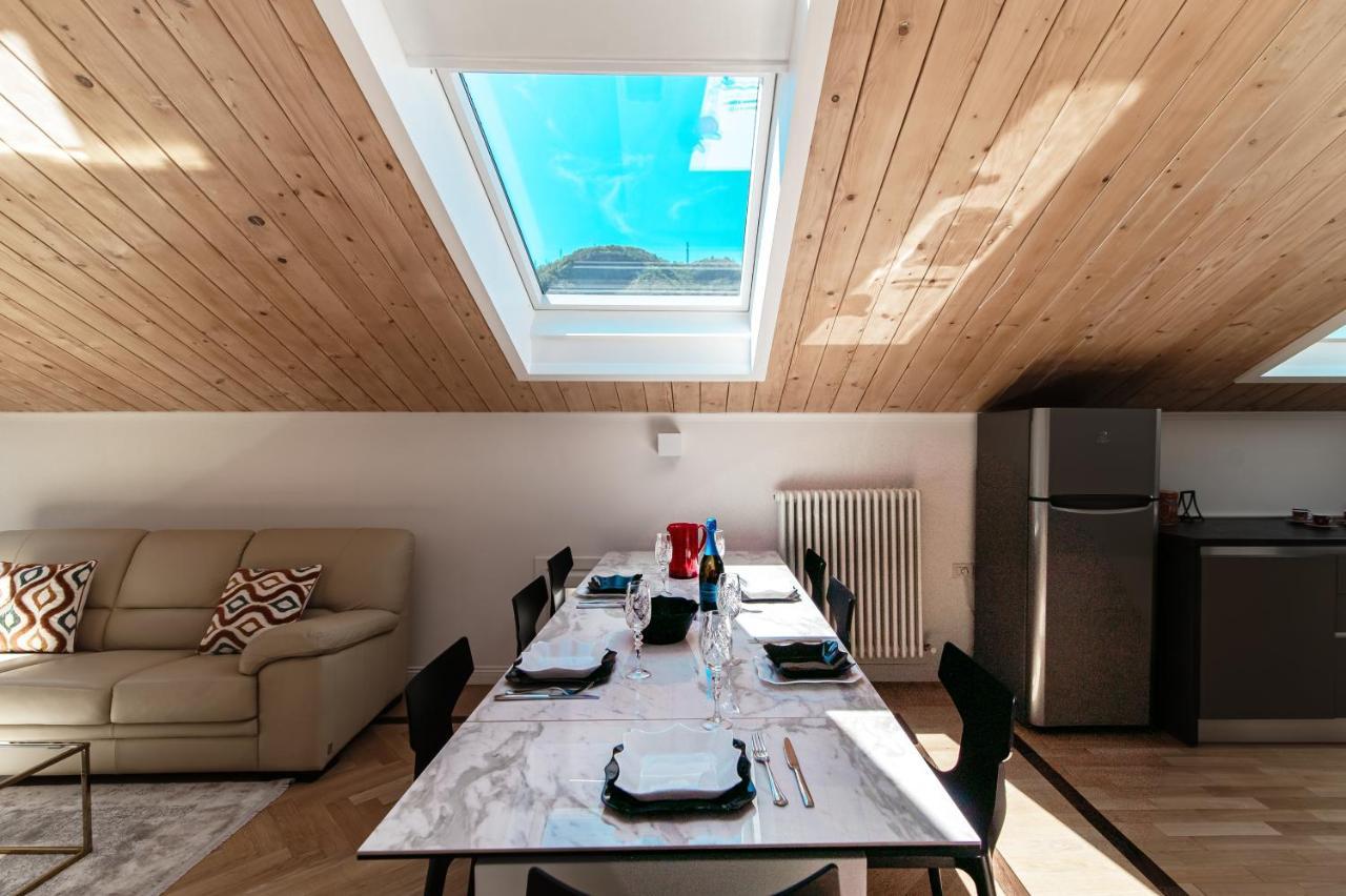 Attic 64 - The House Of Travelers Apartment Como Exterior photo